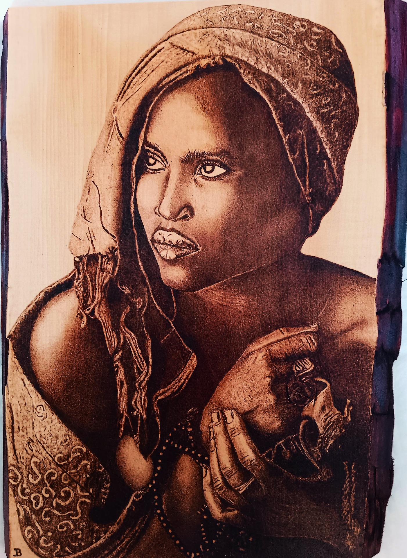 FEMME DU GHANA (bois de poirier) 35cmx45cm